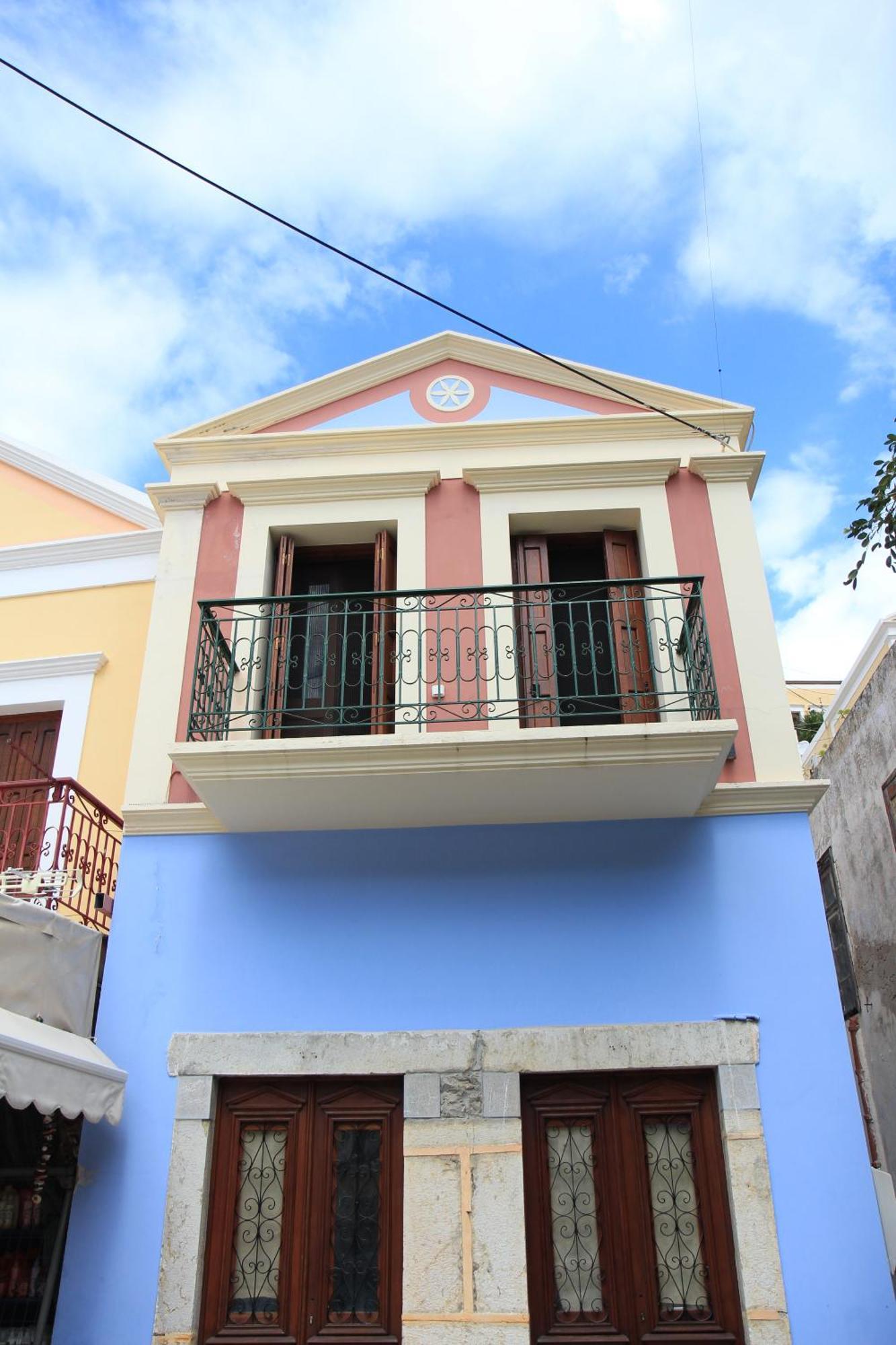 Main Square Apartment Symi Exterior photo